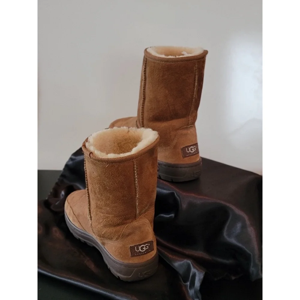 UGG australia classic